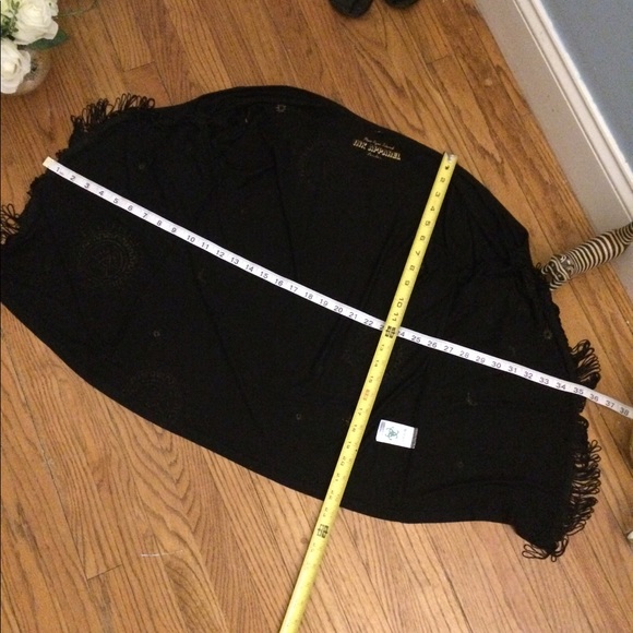 😎Unique Fringed wrap -gold design @fringe sleeves - Picture 8 of 8